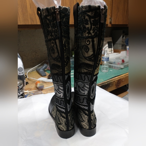 Leather / Fabric Riding Boots - Picture 3 of 9